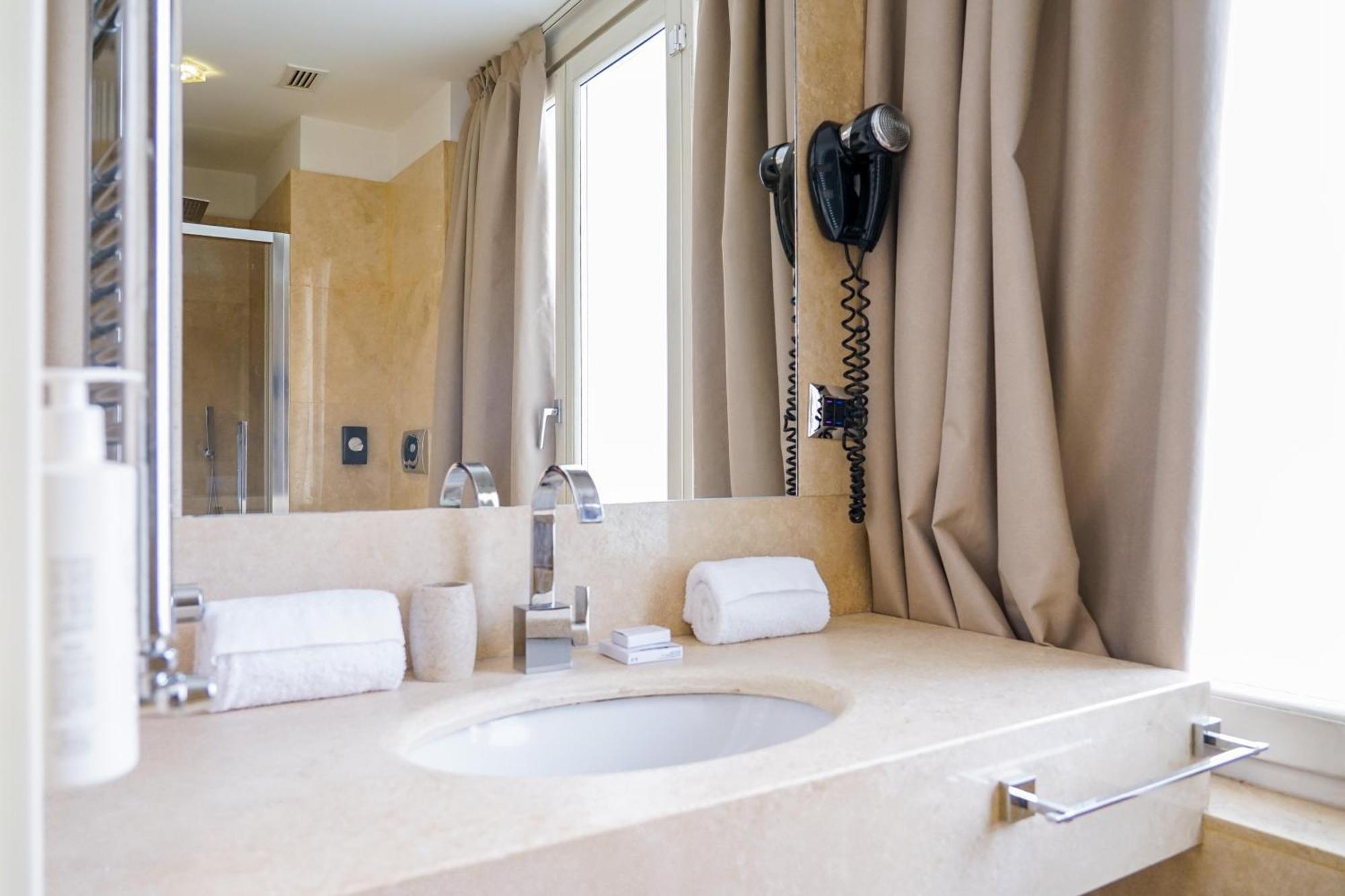 The Unique Hotel Milan Extérieur photo