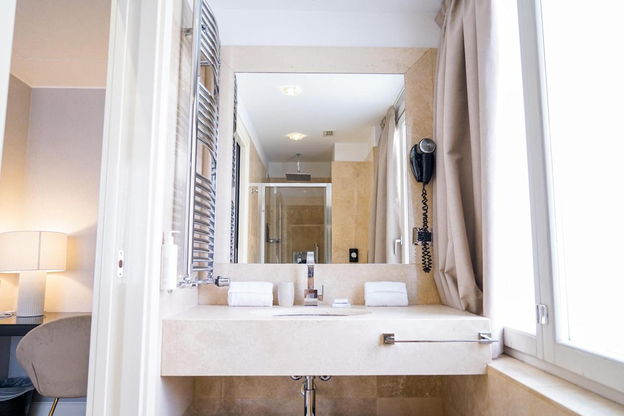 The Unique Hotel Milan Extérieur photo