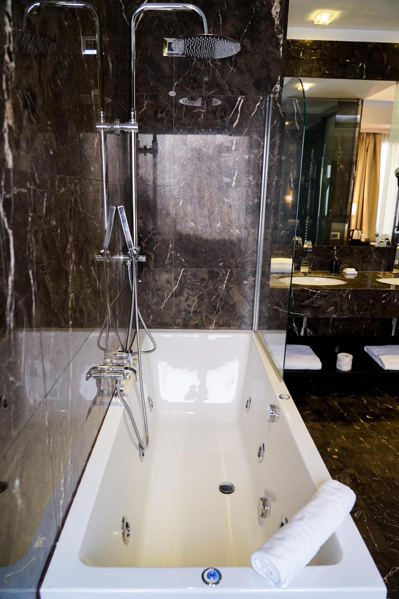 The Unique Hotel Milan Extérieur photo